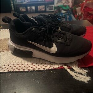 Women’s Nike air max, good condition